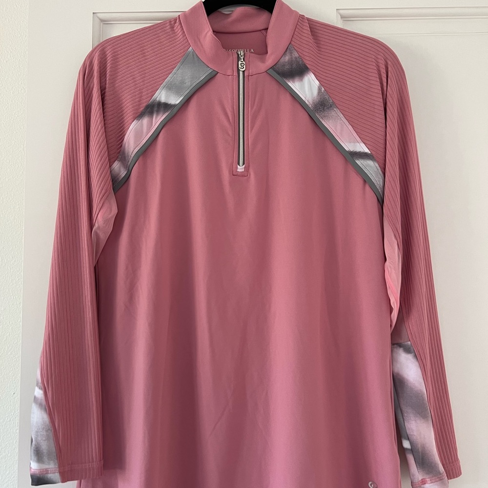 Tennis long sleeve top.  Never worn.